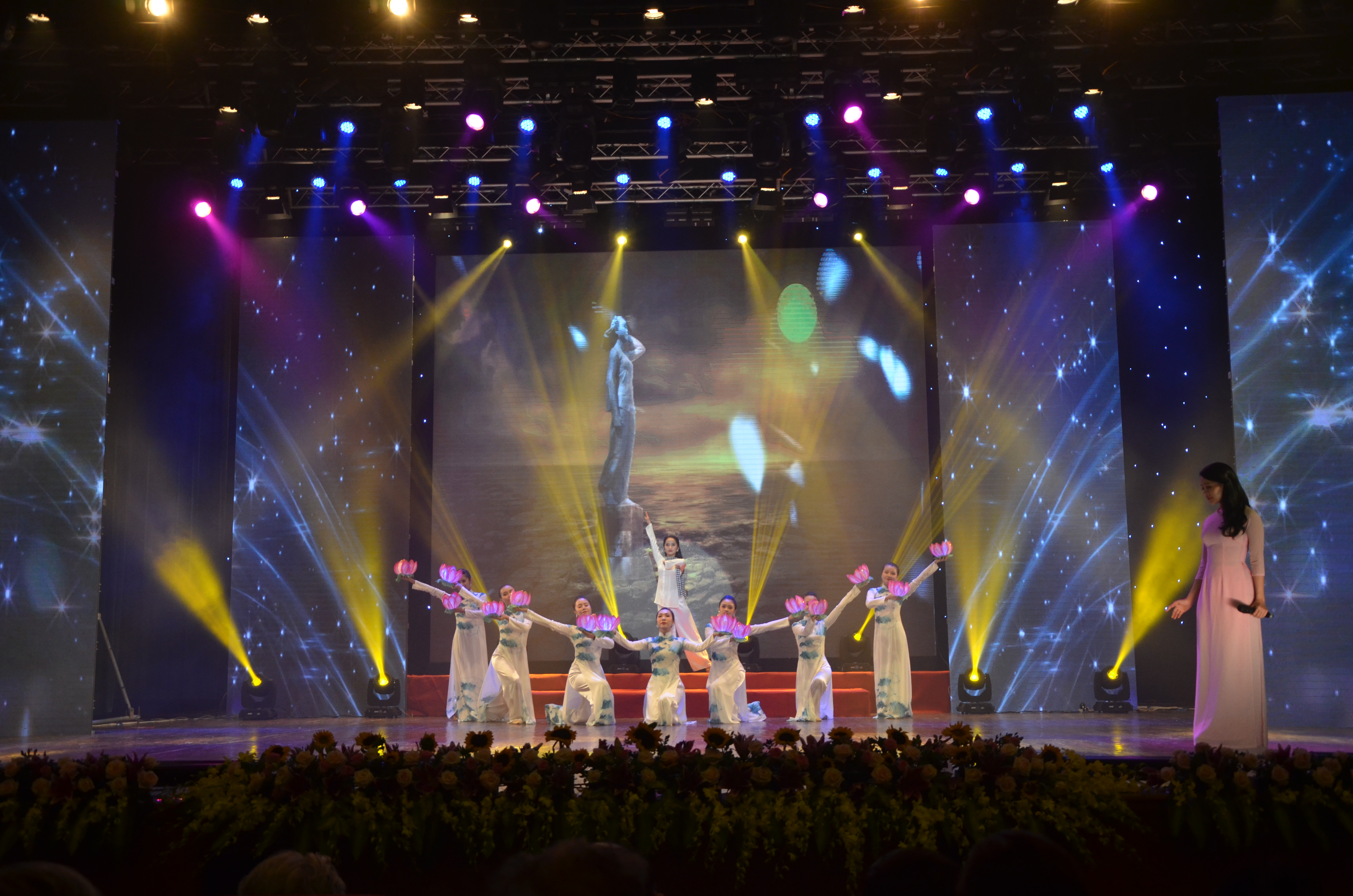  - TỔ QUỐC LINH THIÊNG - NĂM 2020