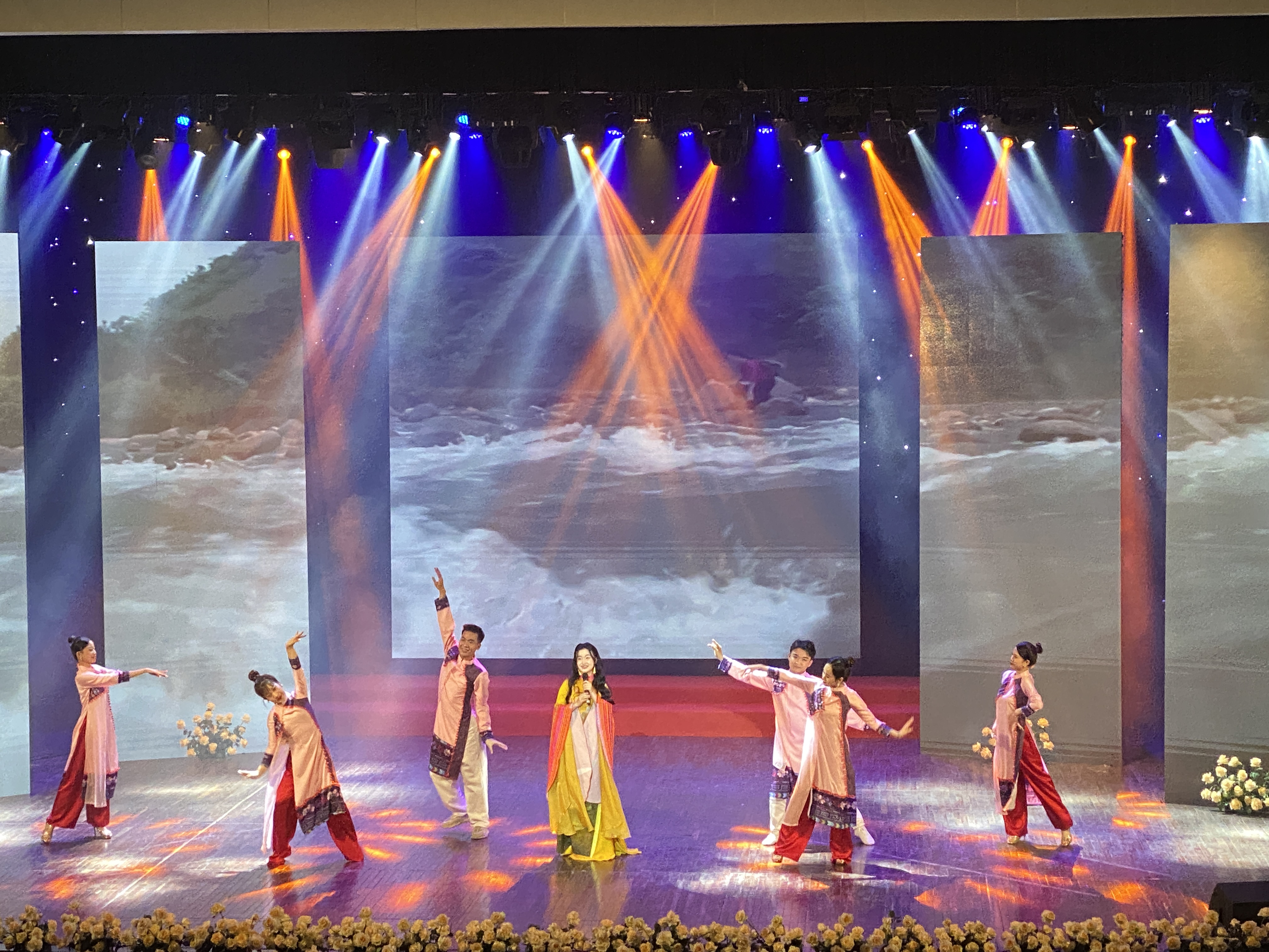  - ƯƠM MẦM ƯỚC MƠ - NĂM 2025