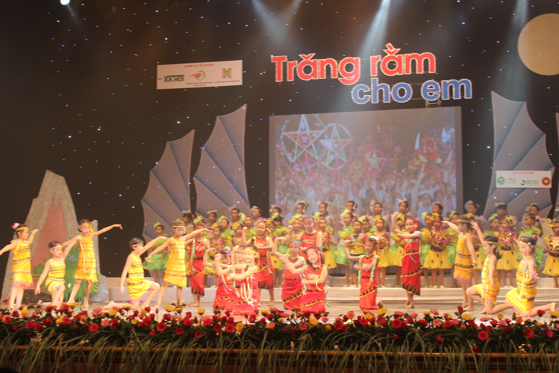  - TRĂNG RẰM CHO EM - NĂM 2014