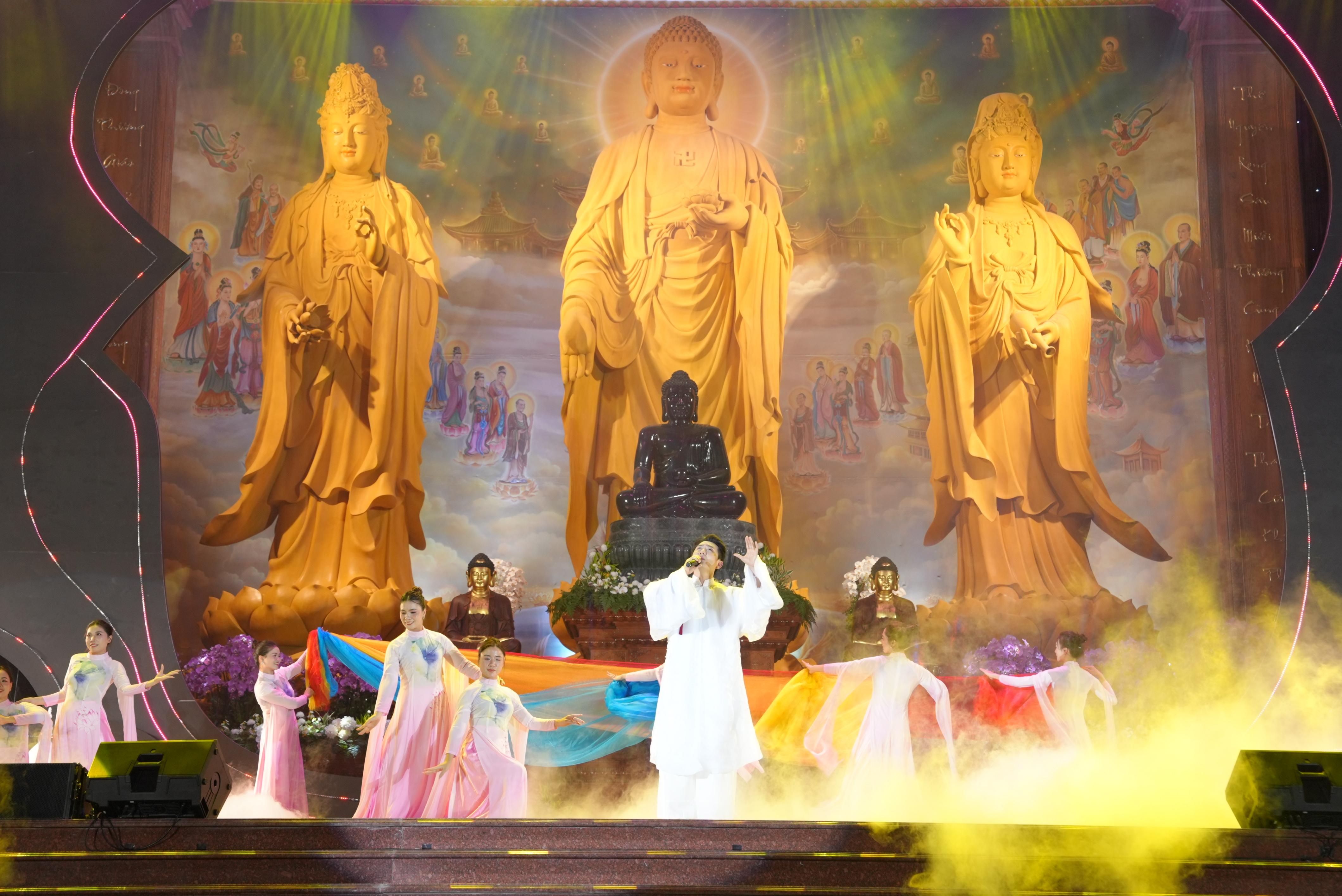  - VU LAN - ÁNH ĐẠO TRONG ĐỜI - NĂM 2025