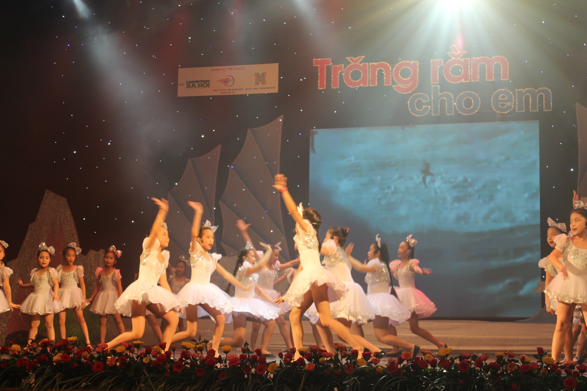  - TRĂNG RẰM CHO EM - NĂM 2014