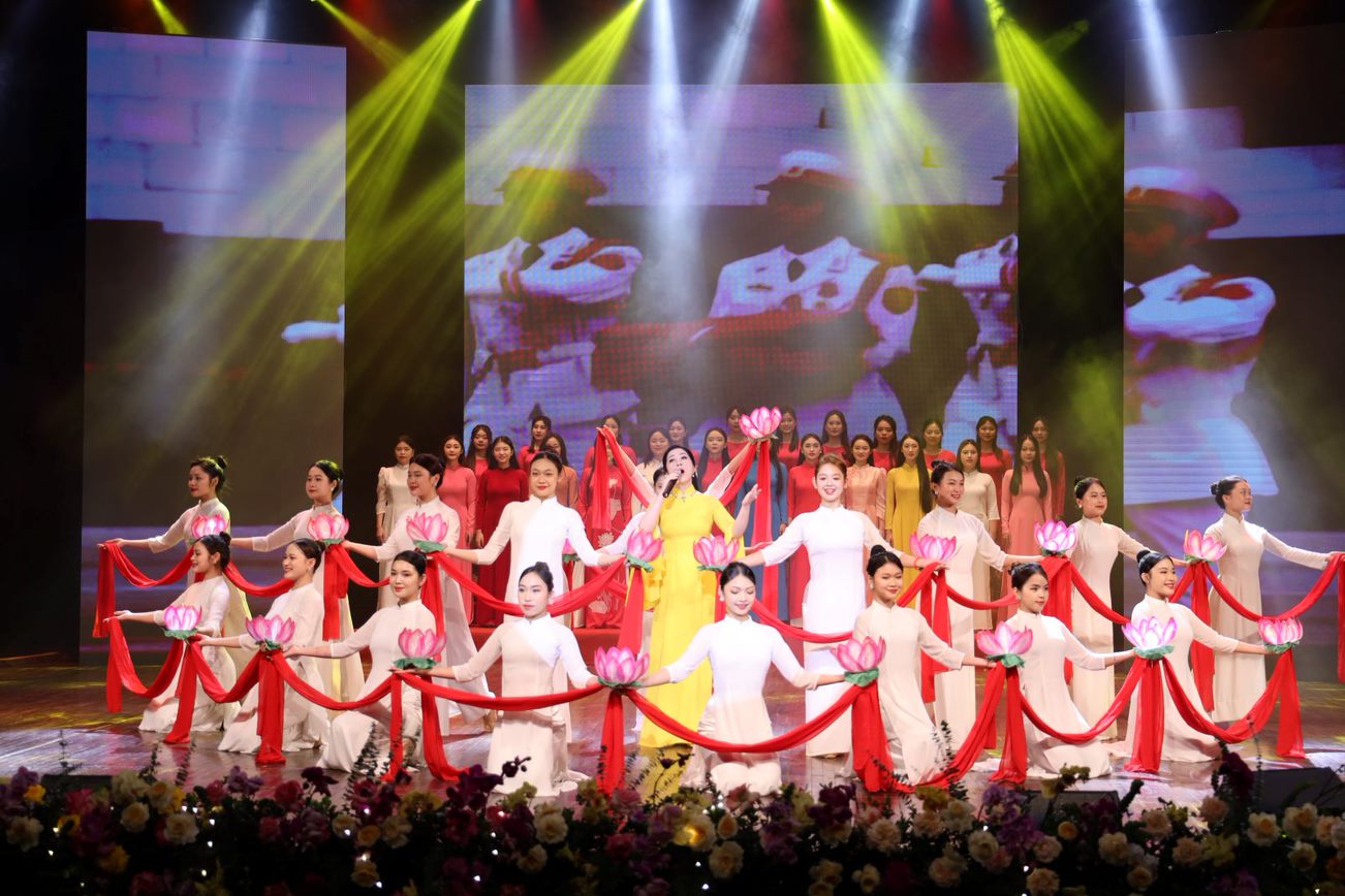 ẢNH CHƯƠNG TRÌNH - GỌI NẮNG XUÂN VỀ - NĂM 2023