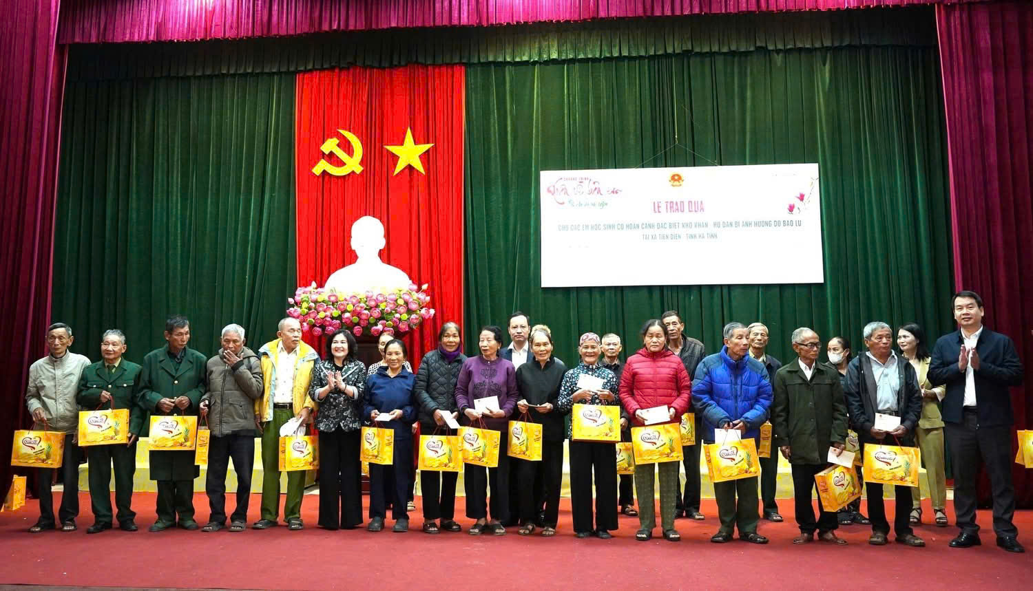 XUÂN VỀ BẢN EM - NĂM 2026 - Trao Quà Lần 1