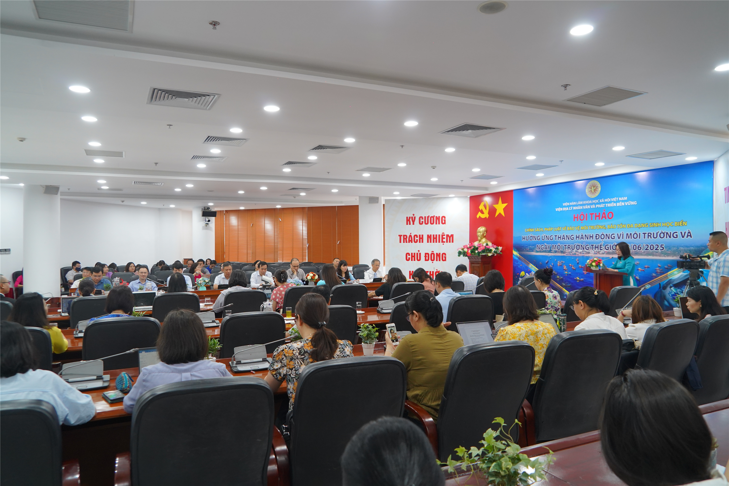 HỘI THẢO KHOA HỌC - VỀ MÔI TRƯỜNG